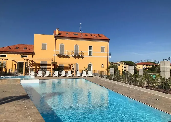 Aparthotel Canepa Diano Marina