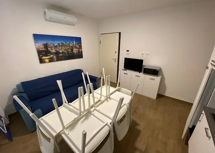 Canepa Aparthotel Diano Marina